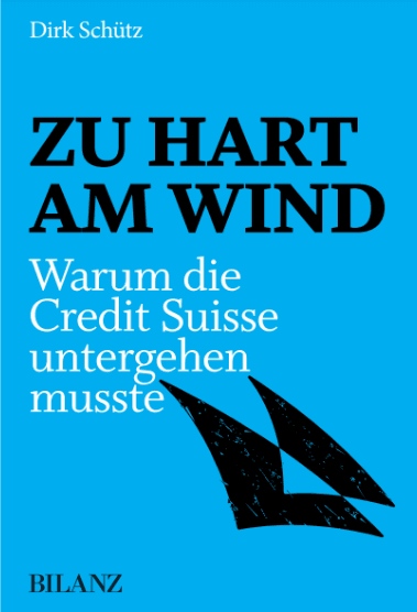Bilanz Buch Zu Hart Am Wind Warum Die Cs Untergehen Musste <h2>«Zu hart am Wind: Warum die Credit Suisse untergehen musste.»</h2>
<h3><strong><em>96 Stunden</em></strong></h3>
<p>Es war ein Hochseilakt, den die Schweizer Behörden in vier schicksalshaften Tagen im März 2023 vollbringen mussten: Der grösste Zusammenschluss in der Bankenwelt seit der Finanzkrise.</p>
<p>Was geschah in diesen dramatischen 96 Stunden wirklich? Hätte die Katastrophe vermieden werden können?</p>
<p>Und wie konnte Credit Suisse in eine derartig epochale Schieflage geraten -ausgerechnet die Bank, die als eine der wenigen globalen Geldhäuser gestärkt aus der Finanzkrise gekommen war?</p>
<p>Gespickt mit vielen bislang unbekannten Informationen, liefert dieses Buch den ersten detaillierten Insider-Bericht über den dramatischen Niedergang des schweizerisch-amerikanischen Geldhauses, das schon immer sehr hart am Wind segelte – und am Ende unterging.</p>
<p> </p>
<p><a href="https://shop.beobachter.ch/buecher/bilanz" target="_blank" rel="noopener">Jetzt bestellen</a></p>